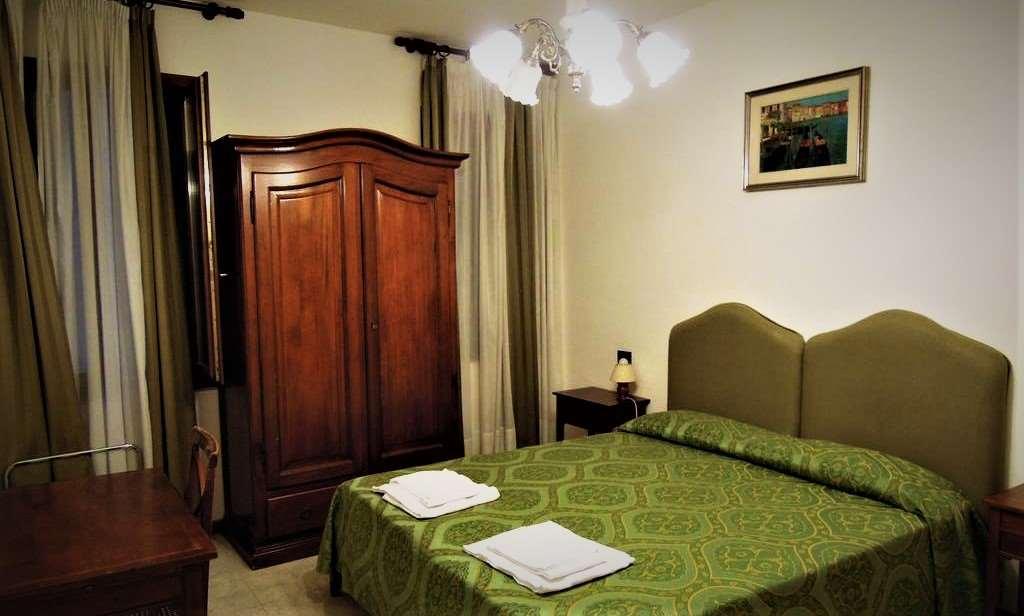 Hotel Iris Venice Room photo